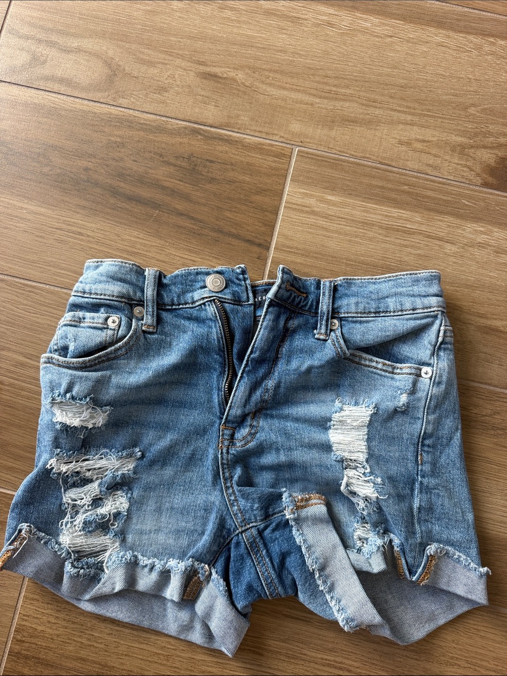 Aeropostale jean shorts size 00 Mom short